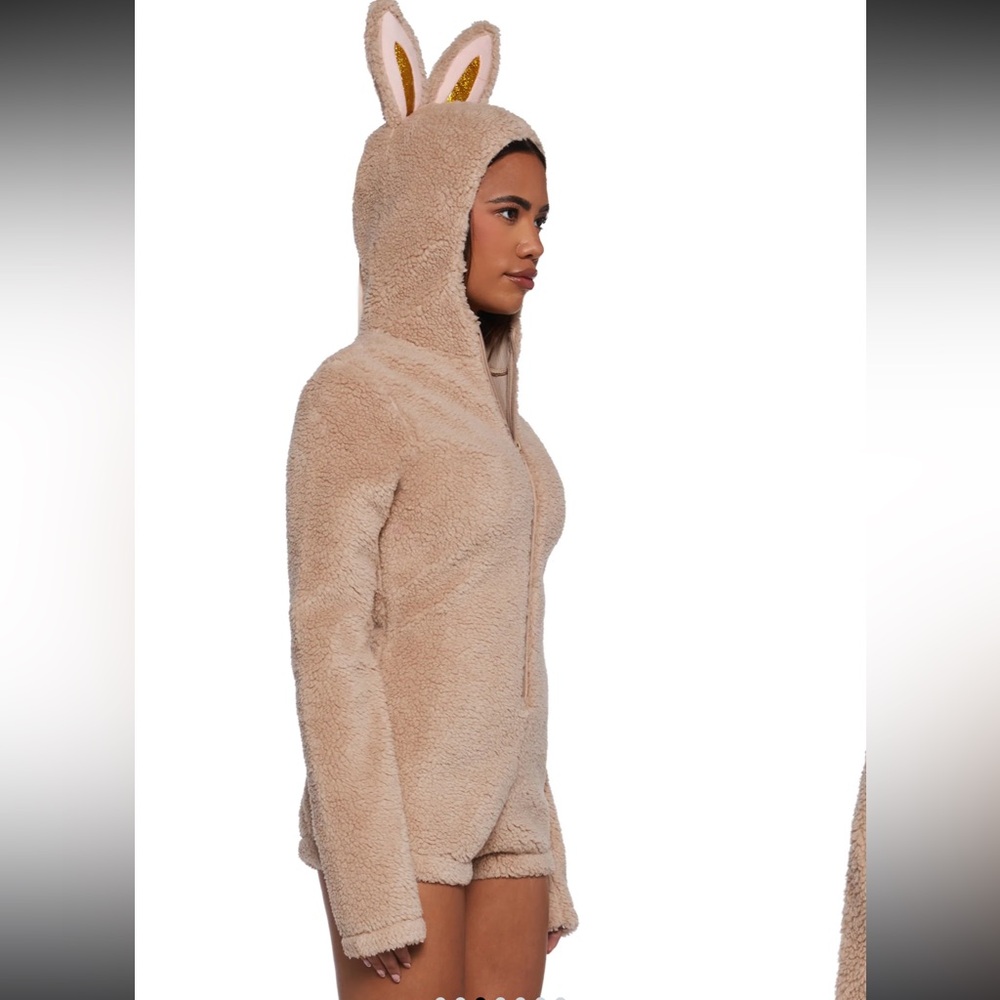 Labubu Romper - Picture 5 of 7